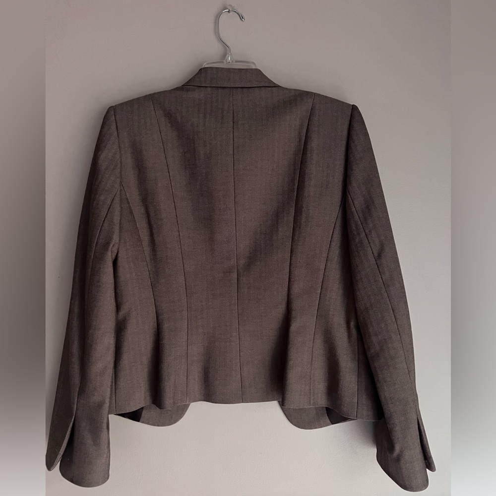 Tahari Brown Women's Blazer - Picture 2 of 3